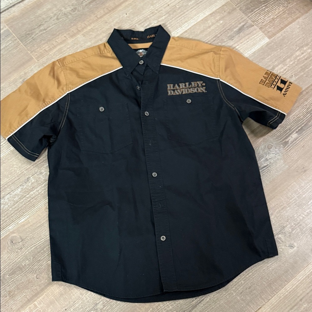 Harley-Davidson Men's Black and Tan Casual Shirt Large